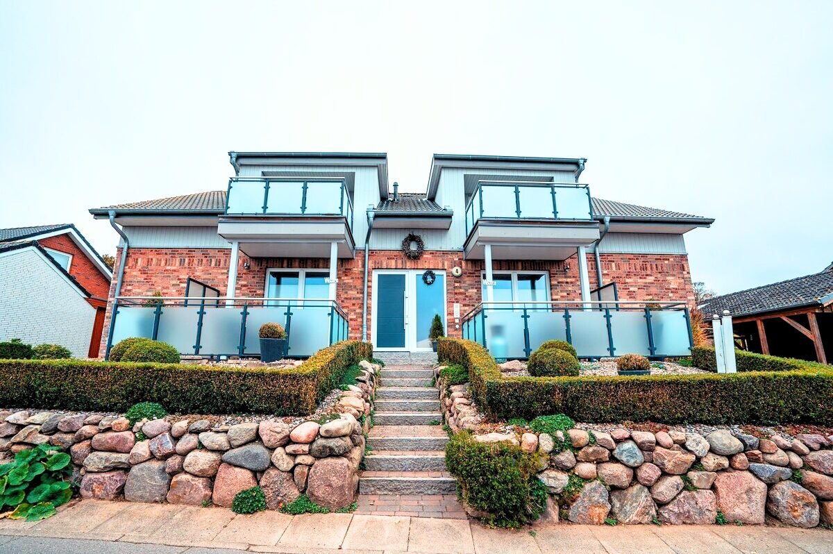 Haus Front